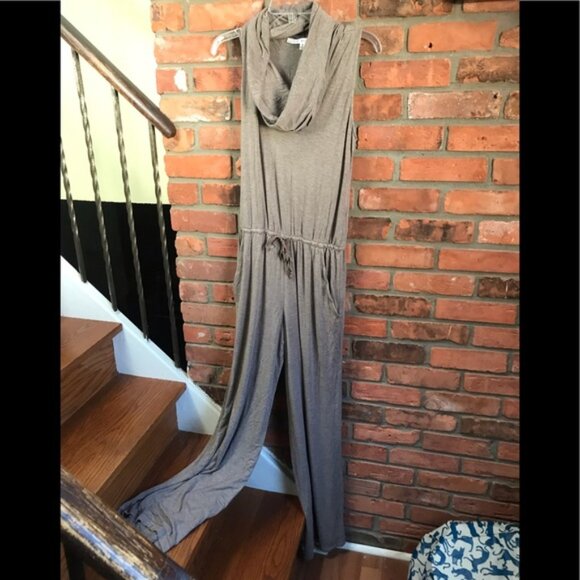 Max Studio Sleeveless Cowl Neck Jumpsuit Wide Leg  Pocket Stretch Pant Neutral - Picture 2 of 16